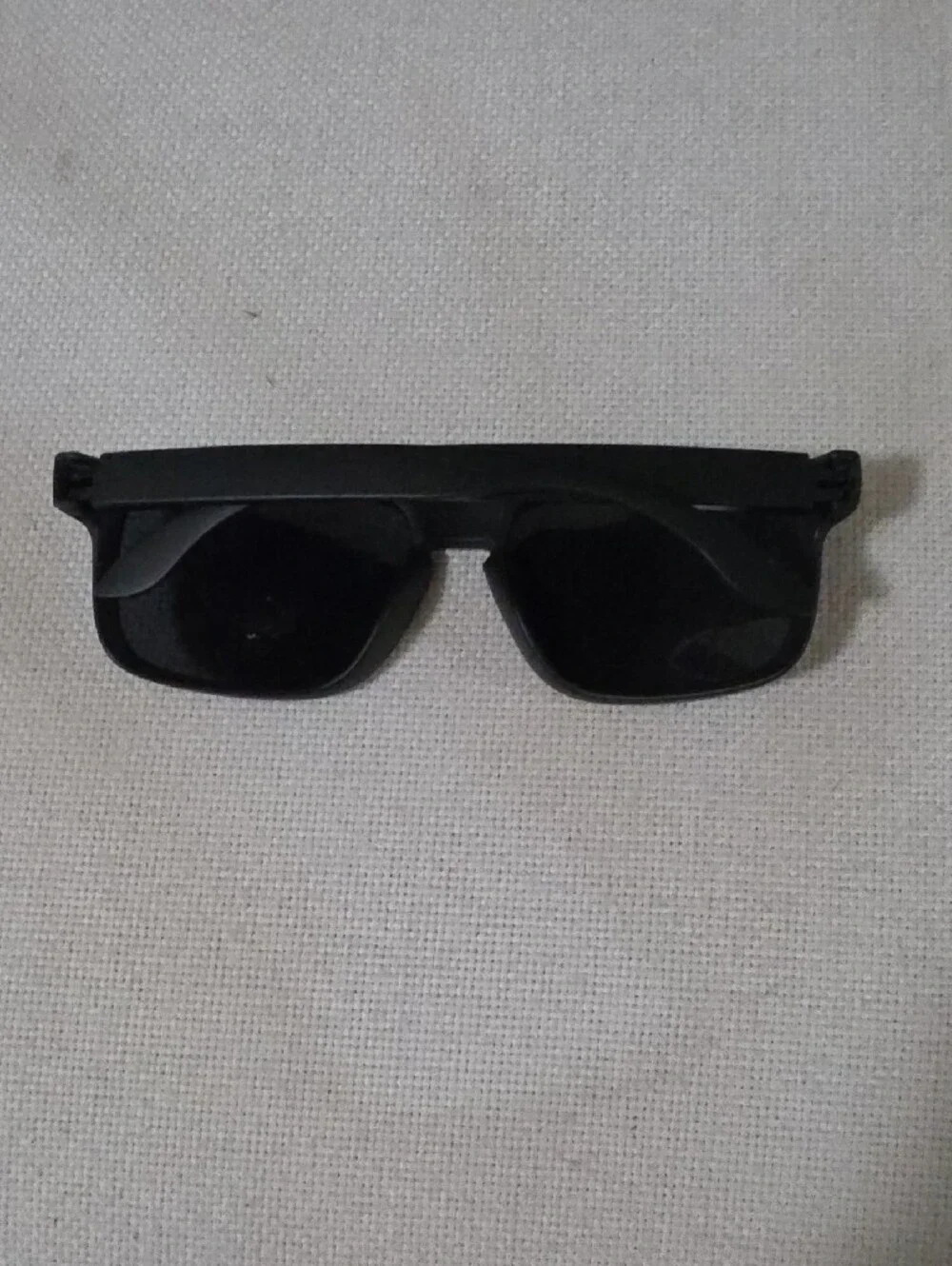 Black Plastic Rectangle Sunglasses